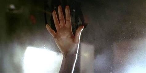 Rose's Handprint Is Still Visible On Titanic Car Window Decades Later