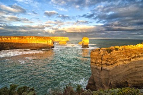 Limestone Landscapes of Australia Stock Image - Image of campbell ...