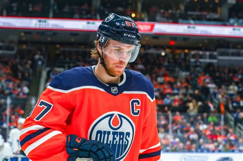 Edmonton Oilers: Connor McDavid out 2 to 3 weeks with quad injury