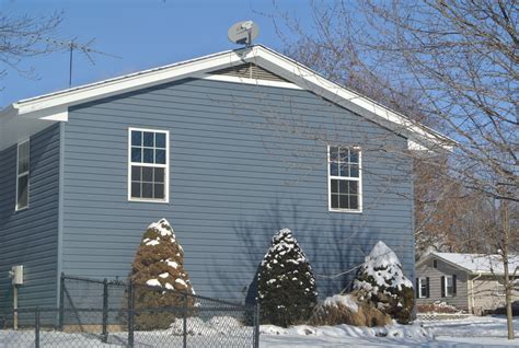 Pacific Blue Vinyl siding by CertainTeed | House siding, Blue vinyl siding, Blue siding