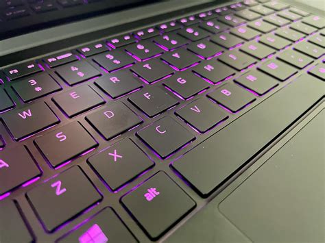 Razer Blade Stealth 13 (OLED) Review - IGN