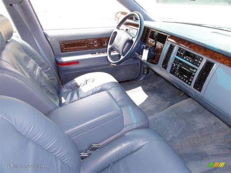 1996 Cadillac Fleetwood Brougham interior Photo #49291613 | GTCarLot.com