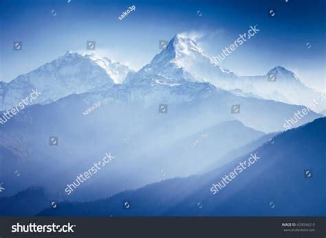 Annapurna Mountains Sunrise Light Stock Photo 433034215 | Shutterstock