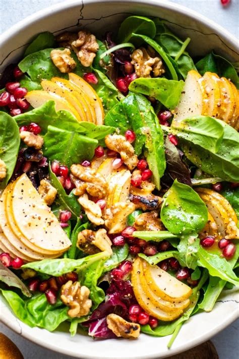 Asian Pear and Walnut Salad with Maple Mustard Vinaigrette {paleo ...