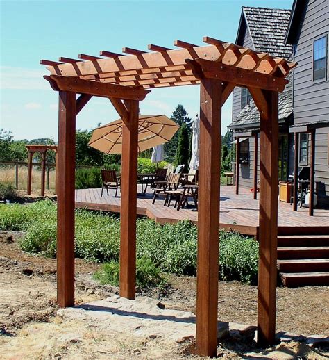 Small Redwood Pergola | Creative Redwood Pergola Ideas You Can Create Yourself To Complete Your ...