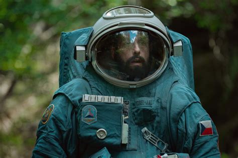 Spaceman : un voyage intergalactique avec Adam Sandler sur Netflix ...