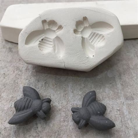 Clay Mold Small Bee Pottery Press Mold Relief Mold or Sprig Mold Bisque Clay for Ceramic ...