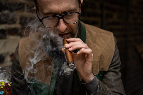 Where To Smoke: London Pubs – EGM Cigars