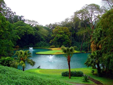 Hawaii Country Club, Wahiawa, Hawaii - Golf course information and reviews.