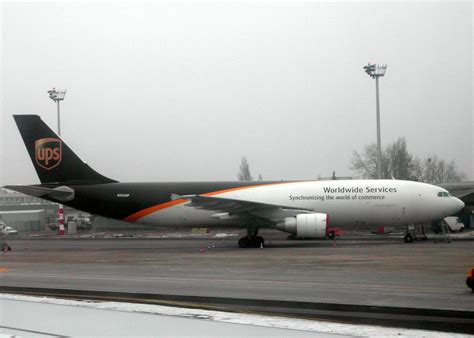 File:Airbus A300F4-622R UPS.jpg - Wikimedia Commons