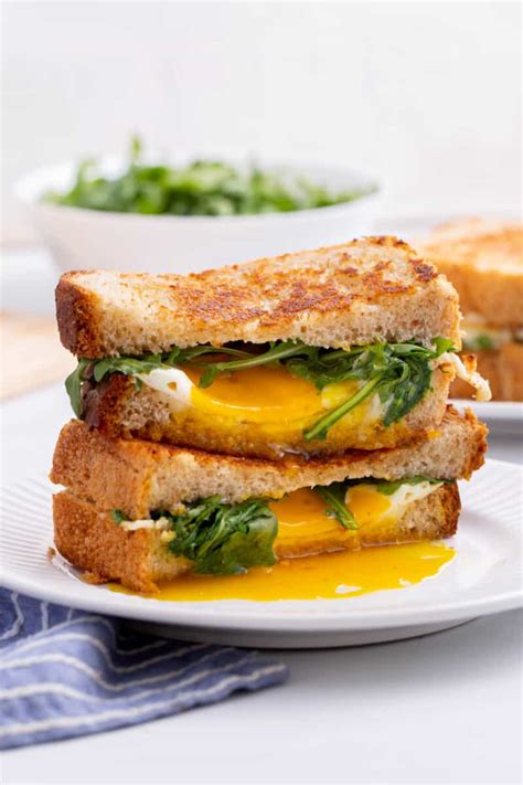 Fried Egg and Cheese Sandwich Recipe | All Things Mamma