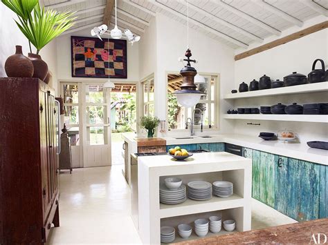 Go Inside Anderson Cooper's Trancoso, Brazil, Vacation Home | Anderson ...