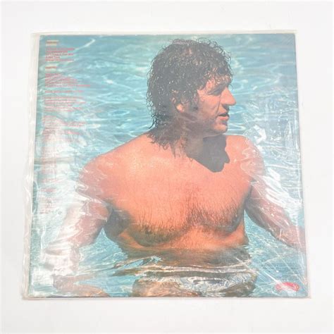 MAC DAVIS “IT’S HARD TO BE HUMBLE” VINYL RECORD | EstateSales.org