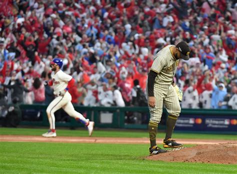 Phillies: Bryce Harper’s dramatic home run in 9 awesome photos