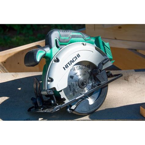 Hitachi 18-volt 6-1/2-in Cordless Circular Saw (Bare Tool) at Lowes.com