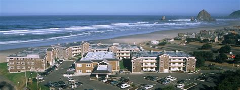 Aerial Pic > Tolovana Inn, Cannon Beach, OR