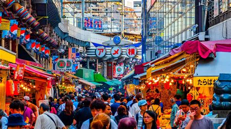 6 Japanese Street Foods to Try at Ameya Yokocho Market