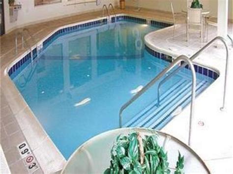 Holiday Inn Express Hotel & Suites Troy in Troy (IL) - Room Deals, Photos & Reviews