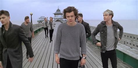 One Direction - You & I (video ufficiale, testo e traduzione) | AllSongs