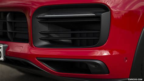 Porsche Cayenne GTS Coupe | 2021MY (Color: Carmine Red) | Detail