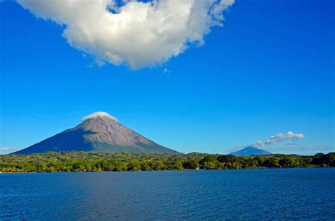 Best volcanoes in Nicaragua - Travel - Things to do - Journey Latin America