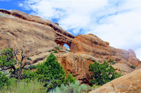 Landscape Arch Hiking Trail in Utah - Frederik Maesen