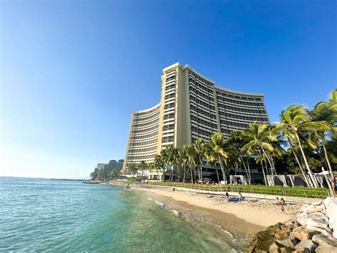 Sheraton Waikiki in Honolulu, Hawaii [In-depth Review]