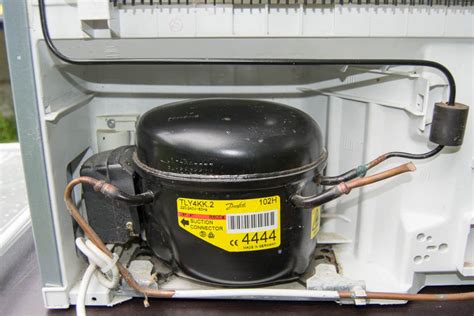 What Is a Refrigerator Compressor? | HomElectrical.com