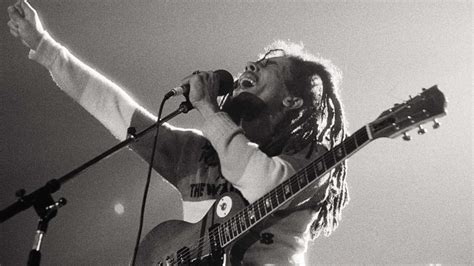 Happy 75th Birthday Bob Marley: Perfoming For Zimbabwe's Independence ...