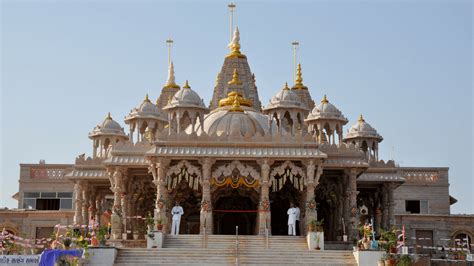 Top 30 Famous Temples in India: Tour My India