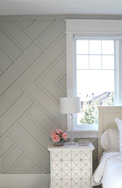 Cool trim work accent wall #homedecordiybedroom | Accent wall bedroom ...