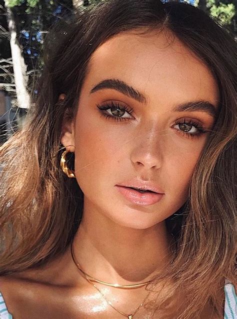 Come realizzare un look effetto sunkissed - And Out Comes The Girl