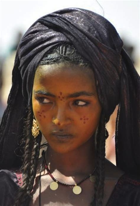 Femme touareg, Mali, Afrique © Steve McCurry Beauty Around The World ...