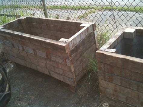 From a Discard Pile in a Pipe Yard to Sturdy Planter Boxes… | Flickr