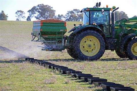 How To: Make the most of your spreading - farmmachinerysales.com.au