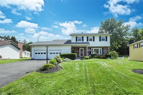 Latham, NY Real Estate - Latham Homes for Sale | realtor.com®