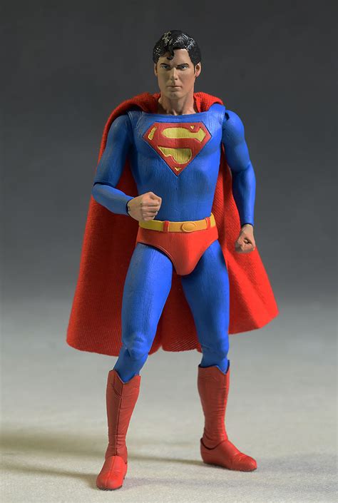 Review and photos of NECA Christopher Reeve Superman action figure