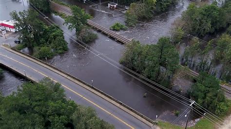 Drone video of flooding in Lumberton, NC - YouTube