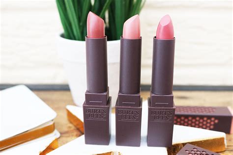 Burt’s Bees Lipsticks Review – LifeStyleLinked.com