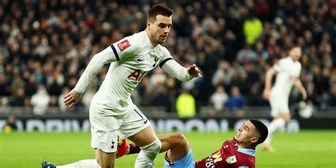 Spurs must drop "frustrating" 4/10 star who was worse than Lo Celso vs Burnley