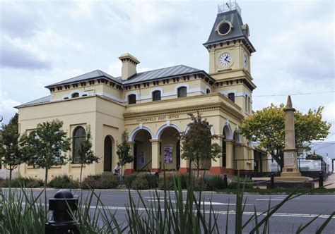 Tenterfield - Accommodation, Maps, Attractions & Events