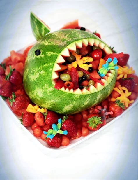 Sandía tiburón Watermelon Art, Watermelon Carving, Good Food, Yummy ...