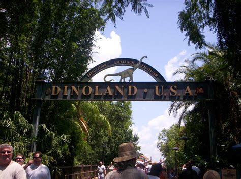 Dinoland USA by Azalon on DeviantArt