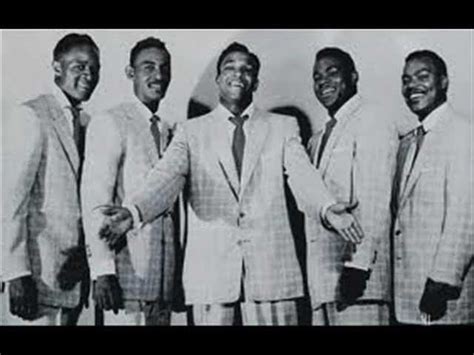 "White Christmas" - The Drifters Chords - Chordify