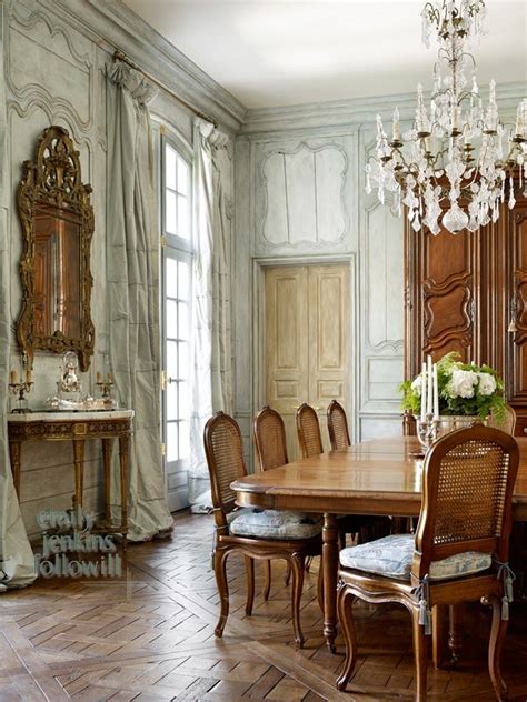 French style Dining Room | Dining room french, French dining chairs, French living rooms