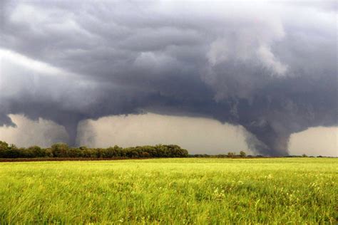 How a Storm Gave Birth to Twin Tornadoes in Pilger, Nebraska - NBC News