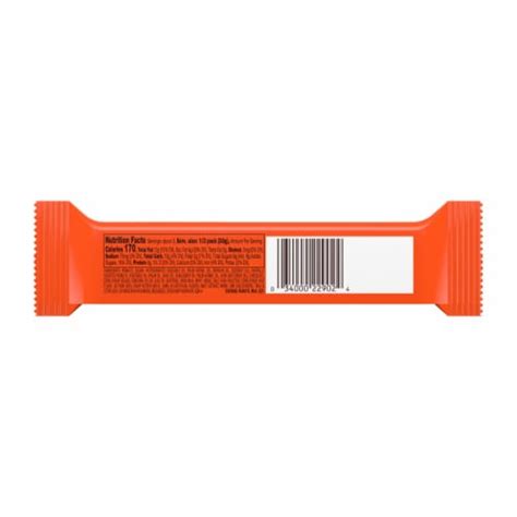 REESE'S Crunchy Peanut Butter Creme Peanut Butter Chocolate King Size ...