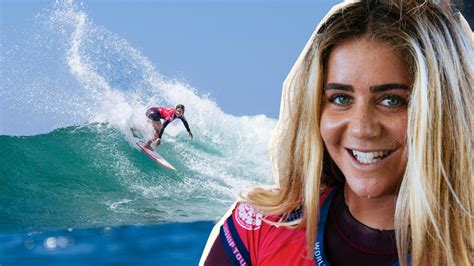 Caroline Marks Makes Her Move On Finals Day, Prepares For World-Class Match 3 | World Surf League