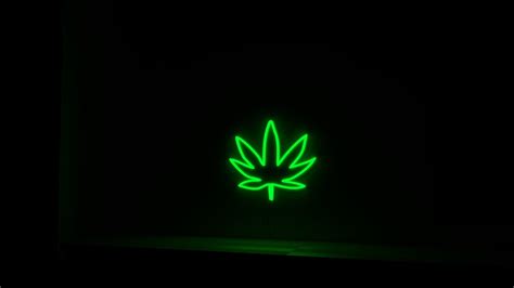 Neon Weed Wallpapers - Top Free Neon Weed Backgrounds - WallpaperAccess