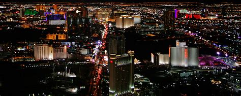 File:Las vegas bei nacht.jpg - Wikimedia Commons